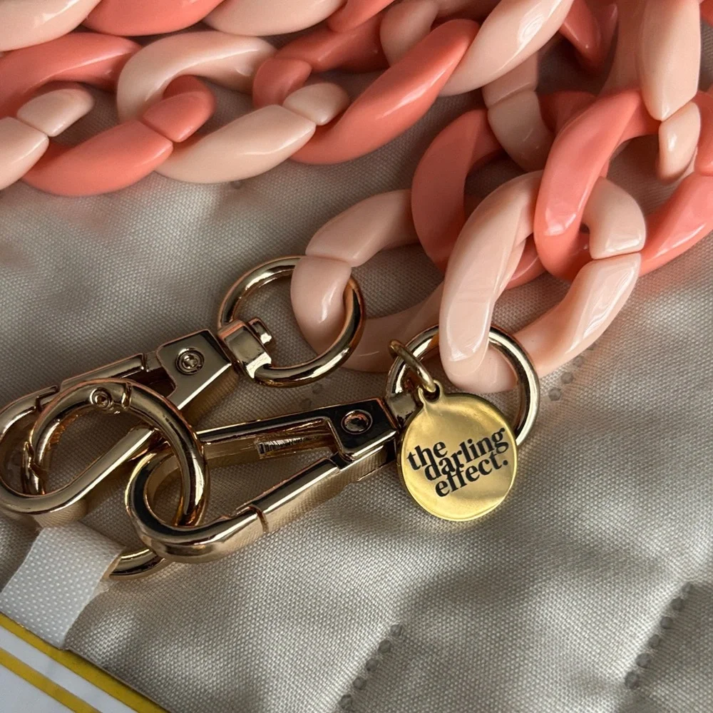 Hold The Phone Crossbody Chain
